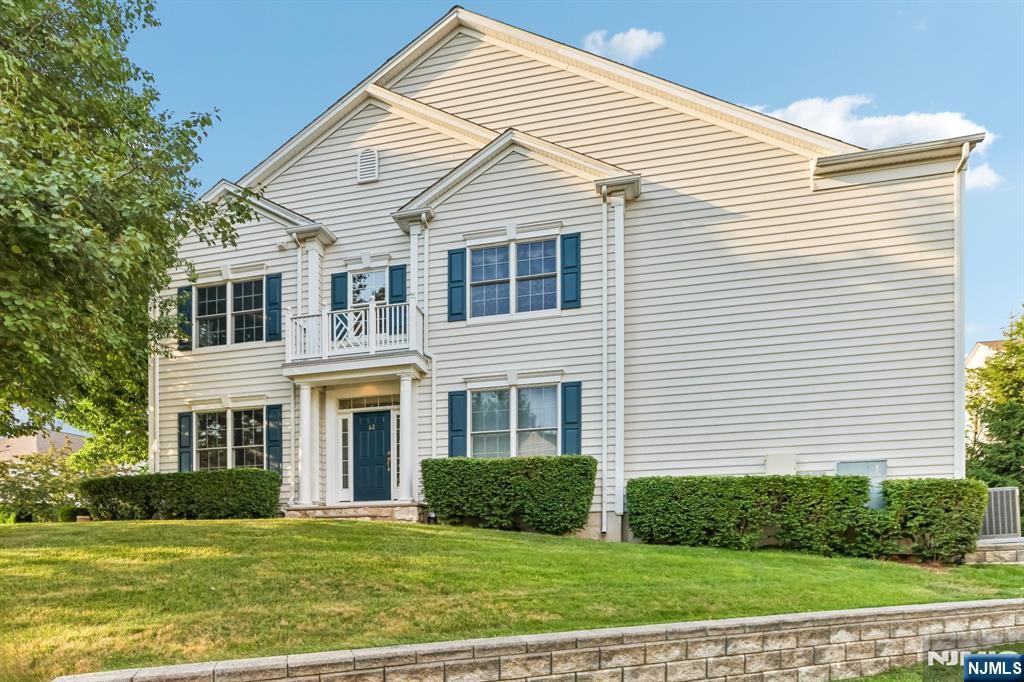 62 Hickory Hill Boulevard 2001
