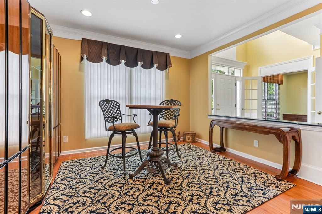 62 Hickory Hill Boulevard 2001