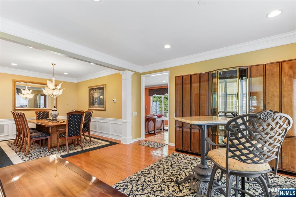 62 Hickory Hill Boulevard 2001