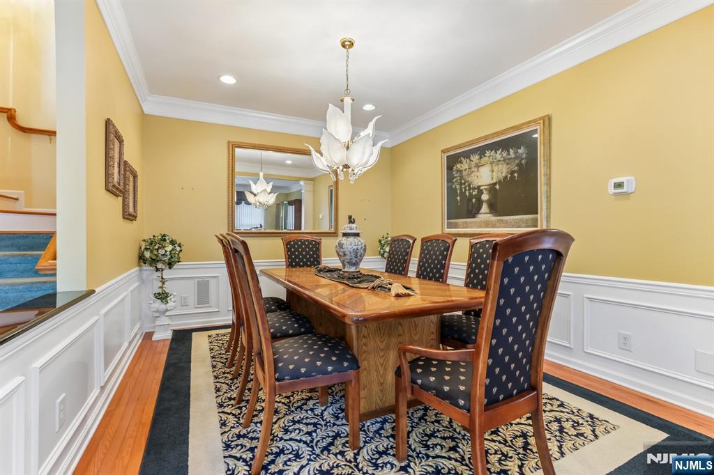 62 Hickory Hill Boulevard 2001