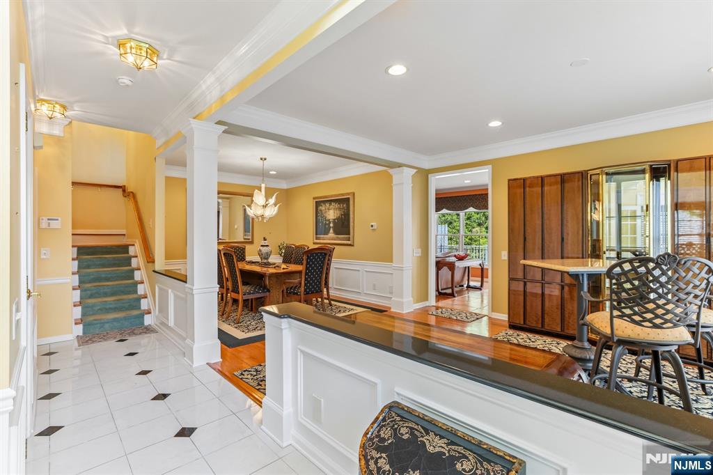 62 Hickory Hill Boulevard 2001