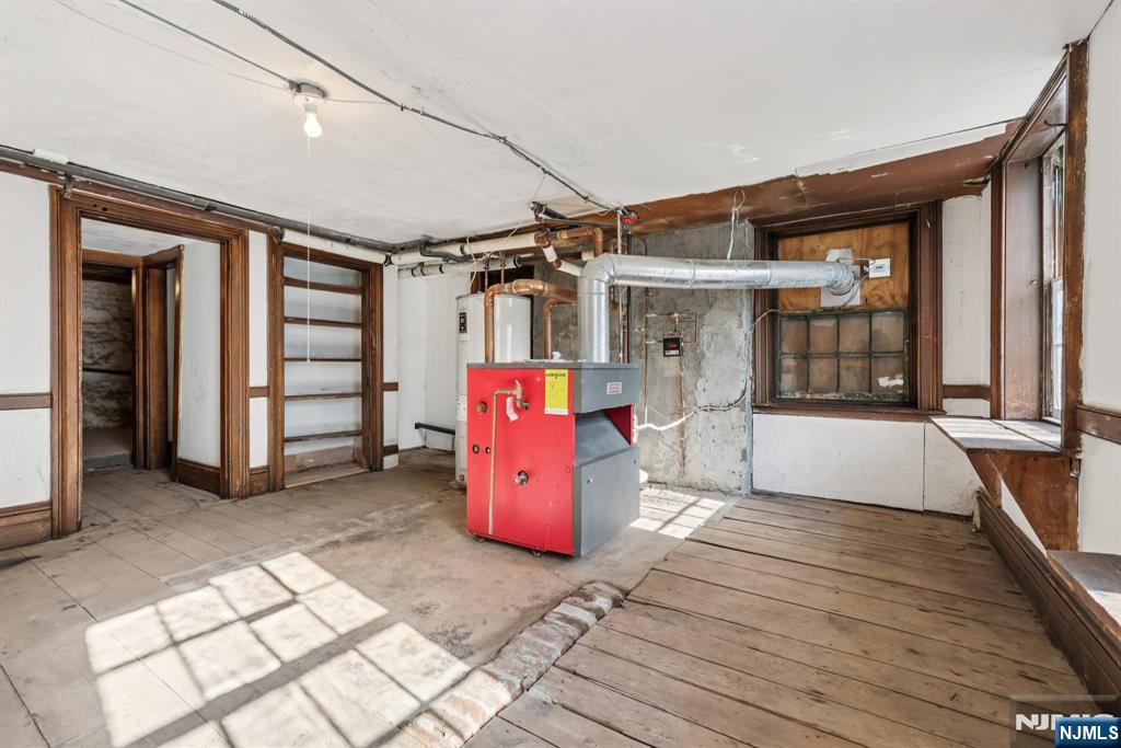 142 Island Road