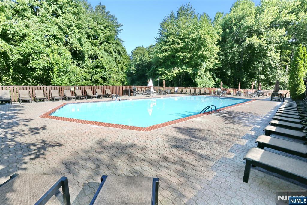 1519 Faulkner Court 1519