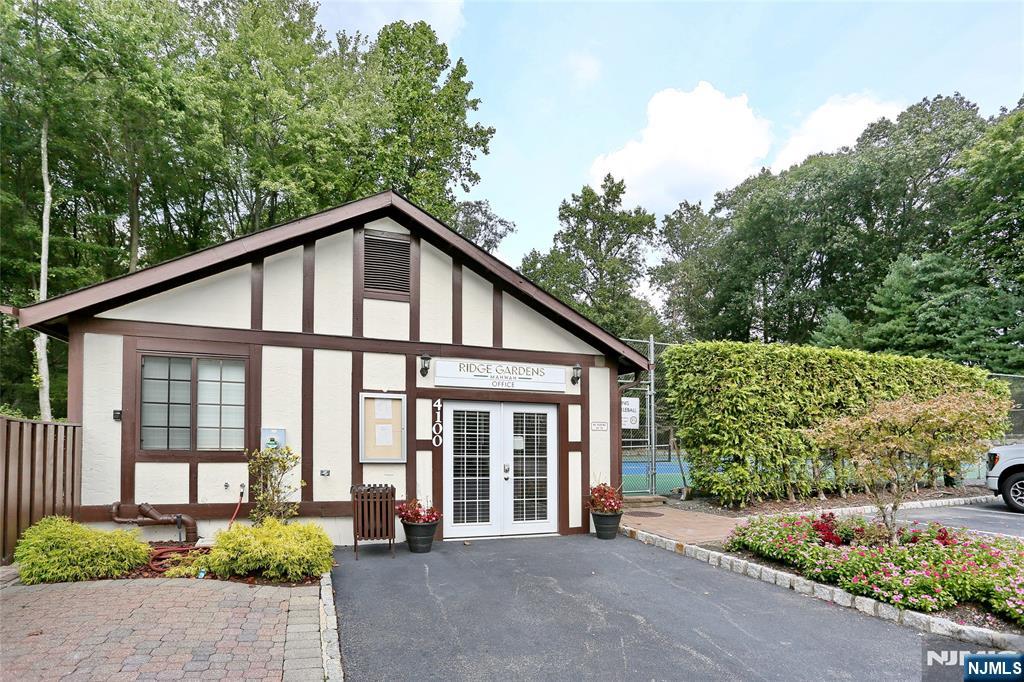 1519 Faulkner Court 1519