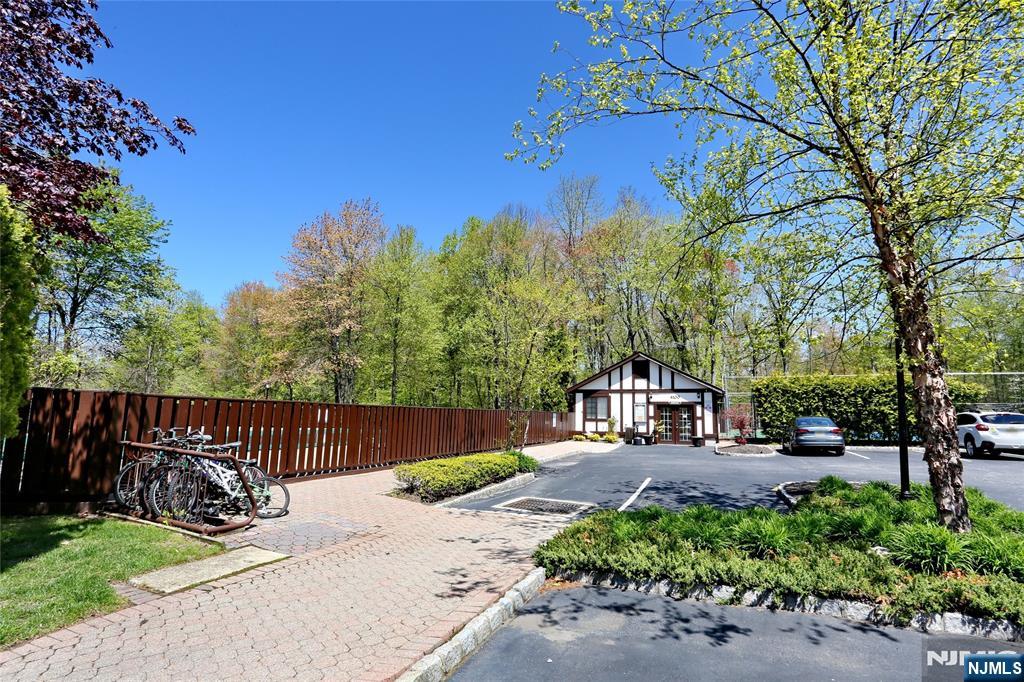1519 Faulkner Court 1519