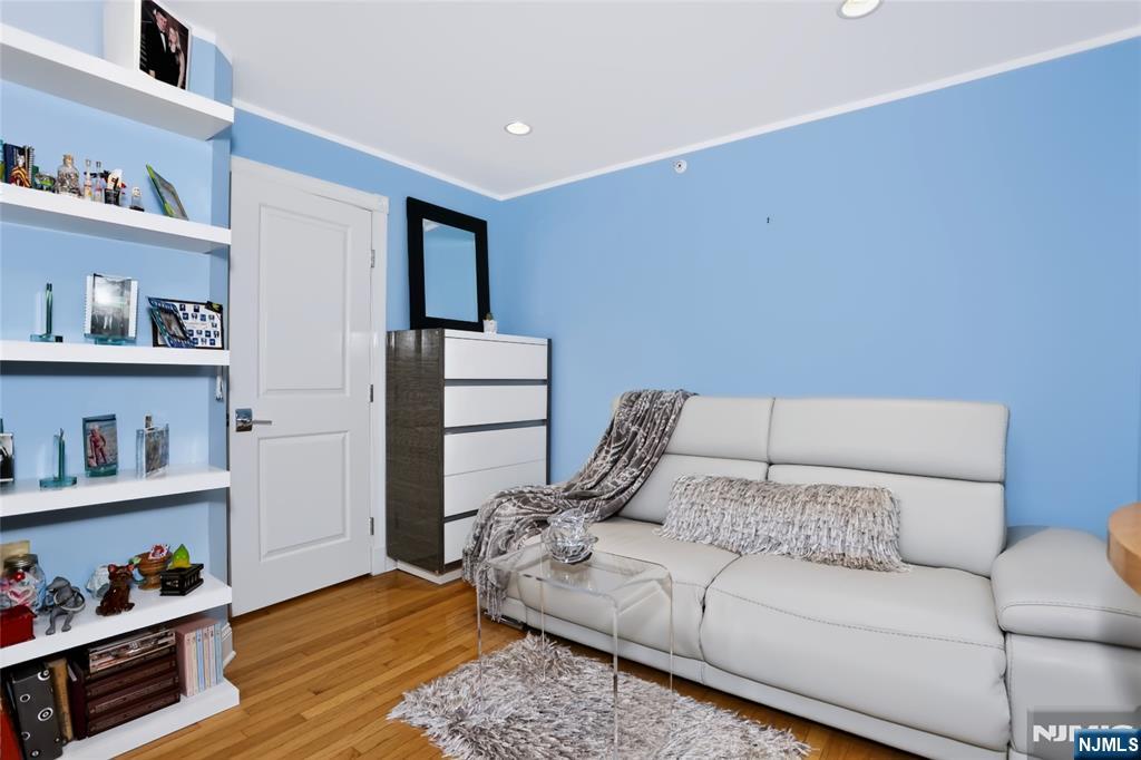 1519 Faulkner Court 1519