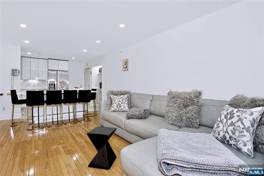 1519 Faulkner Court 1519