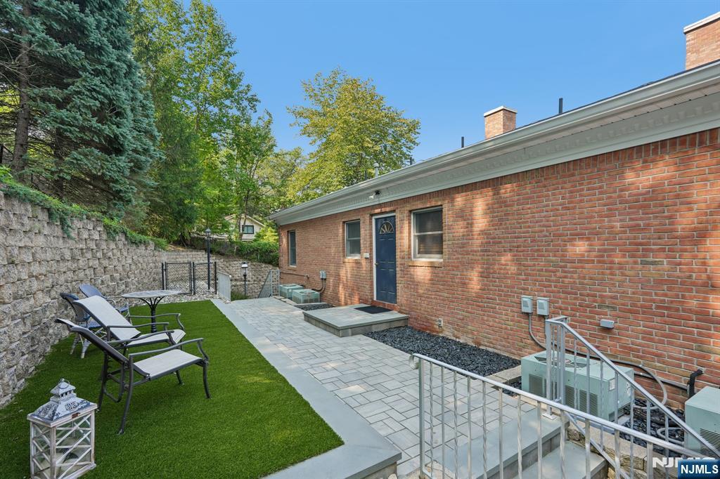 53-55 Broadway Unit D