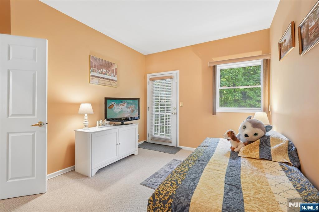 485 Saddle River Road 7