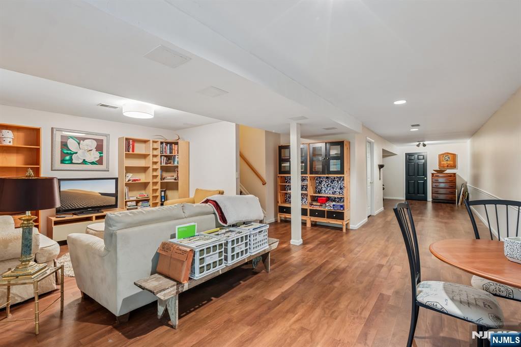 438 Santiago Court
