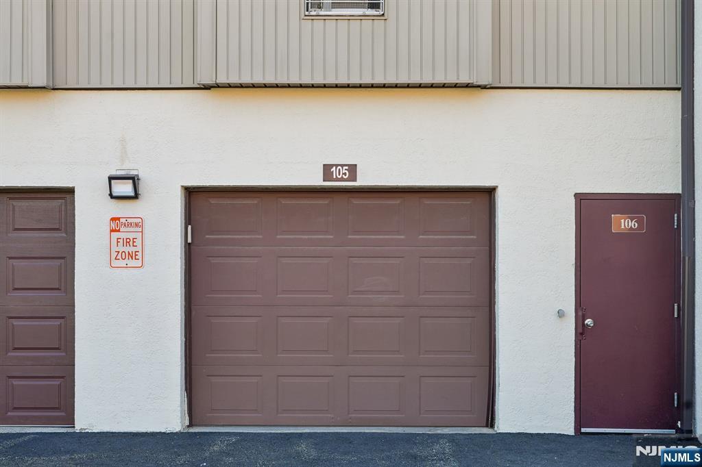 105 W Ridge Mews 1E