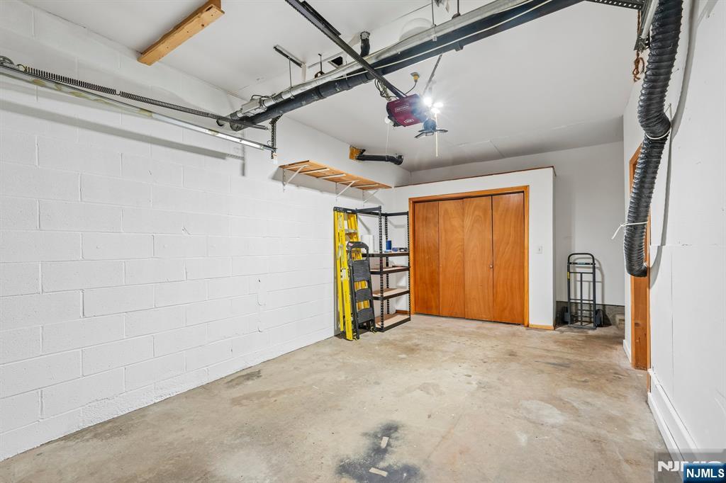 105 W Ridge Mews 1E