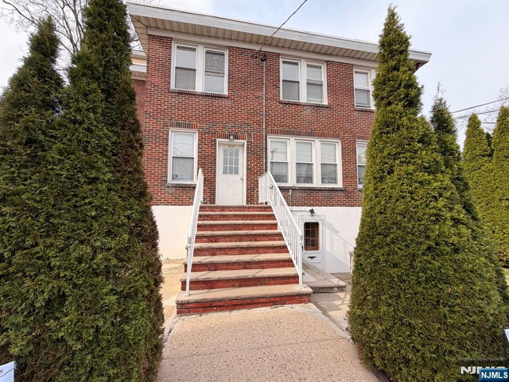 536 Lake Avenue