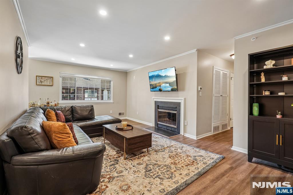 1714 Faulkner Court 1714