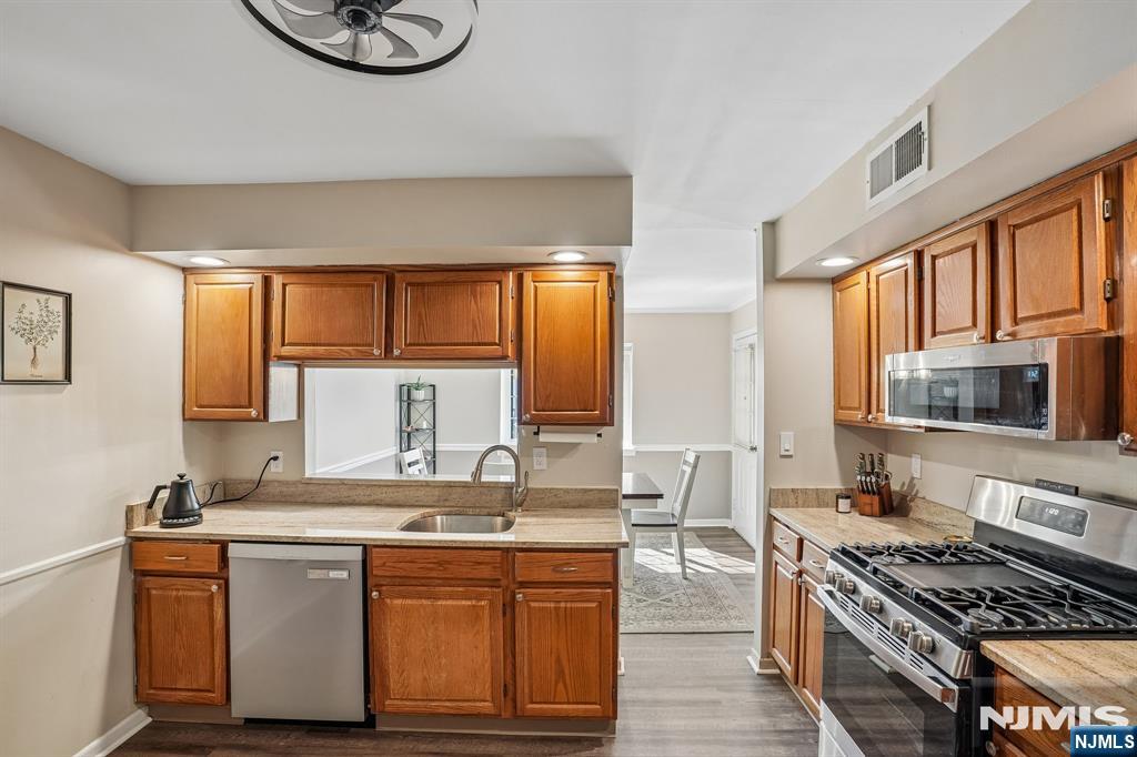 1714 Faulkner Court 1714