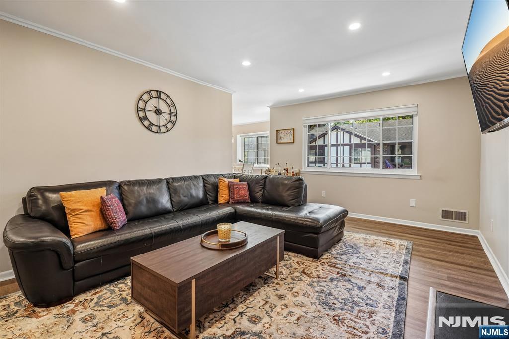 1714 Faulkner Court 1714