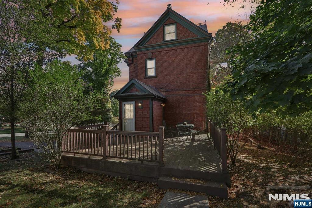 206 Park Street