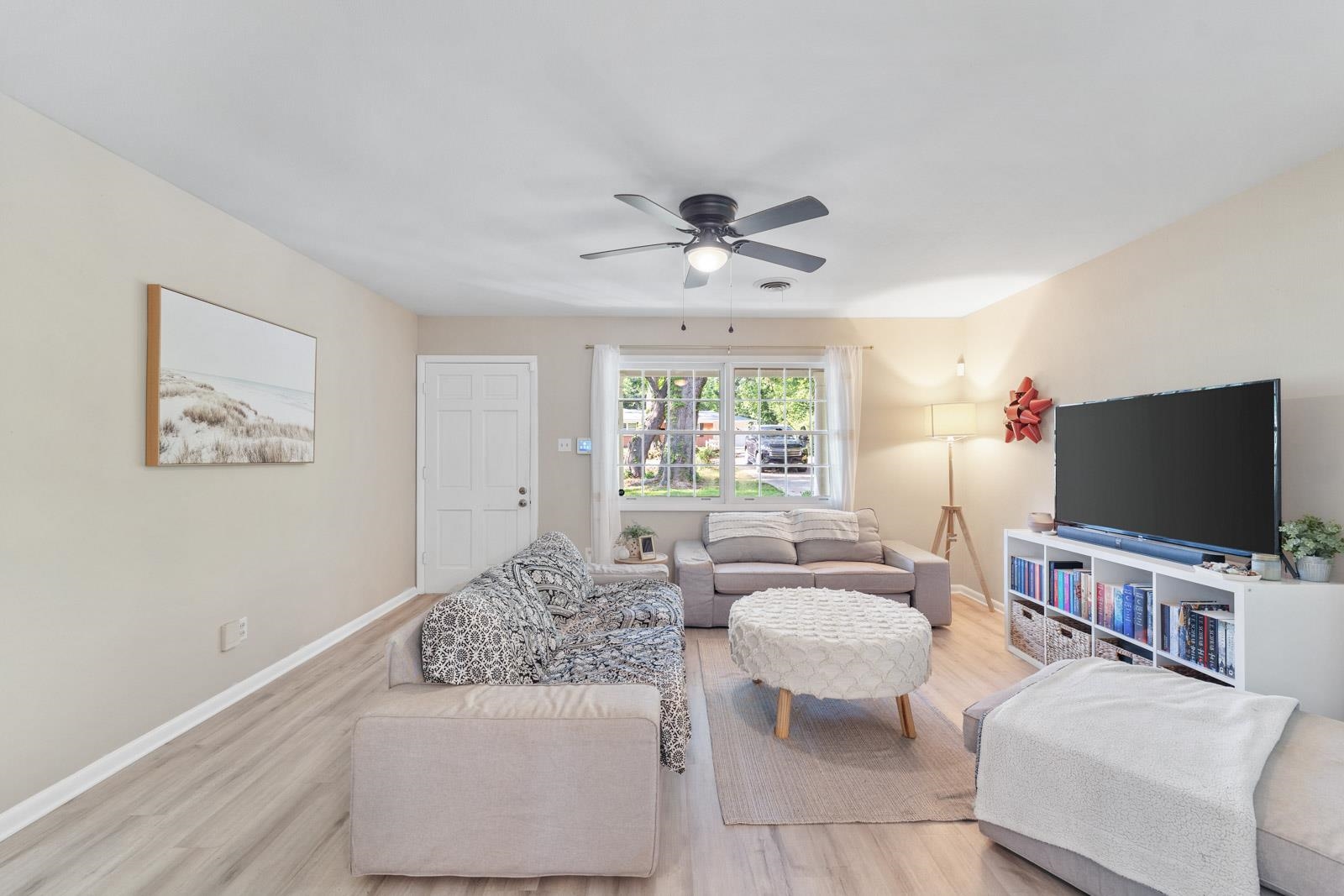 1825 Sharon Road