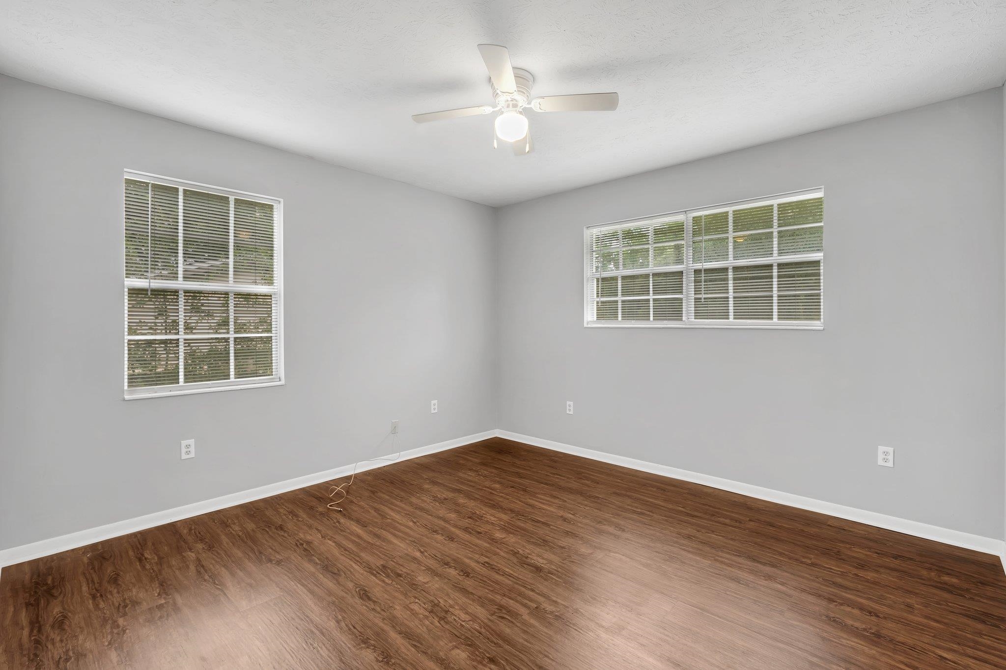 2112 Harriet Drive