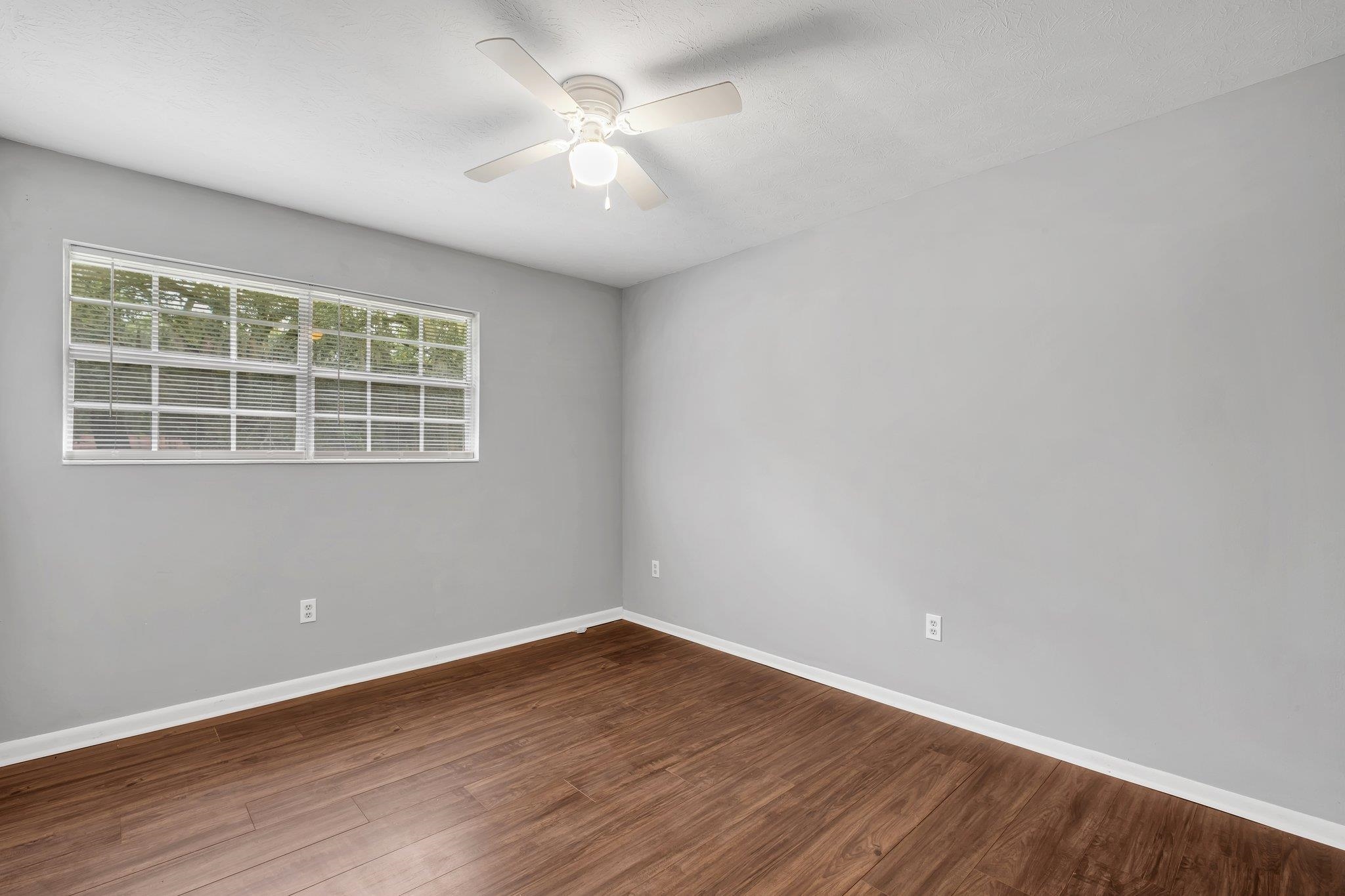 2112 Harriet Drive