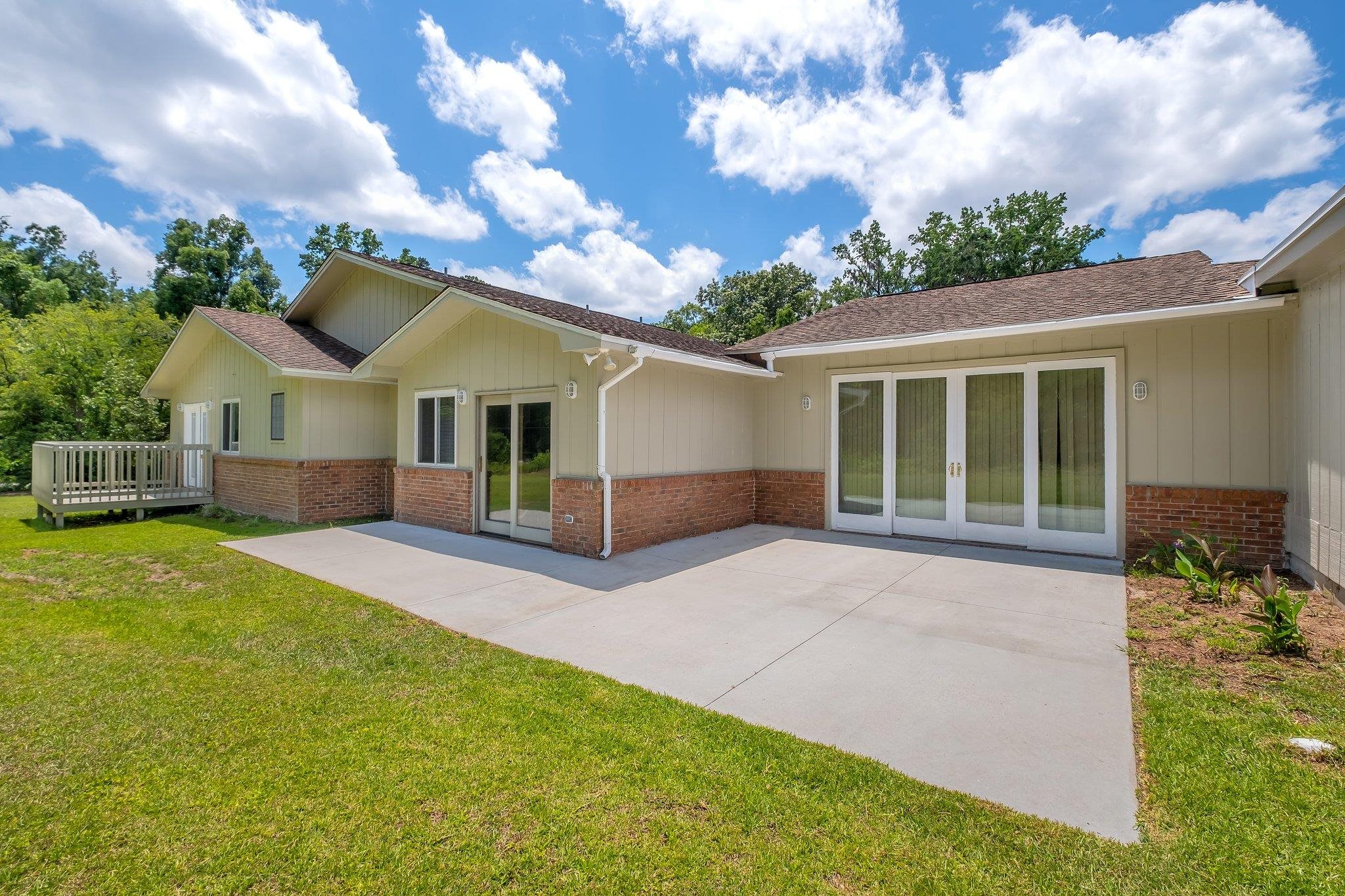 3145 Parkridge Drive