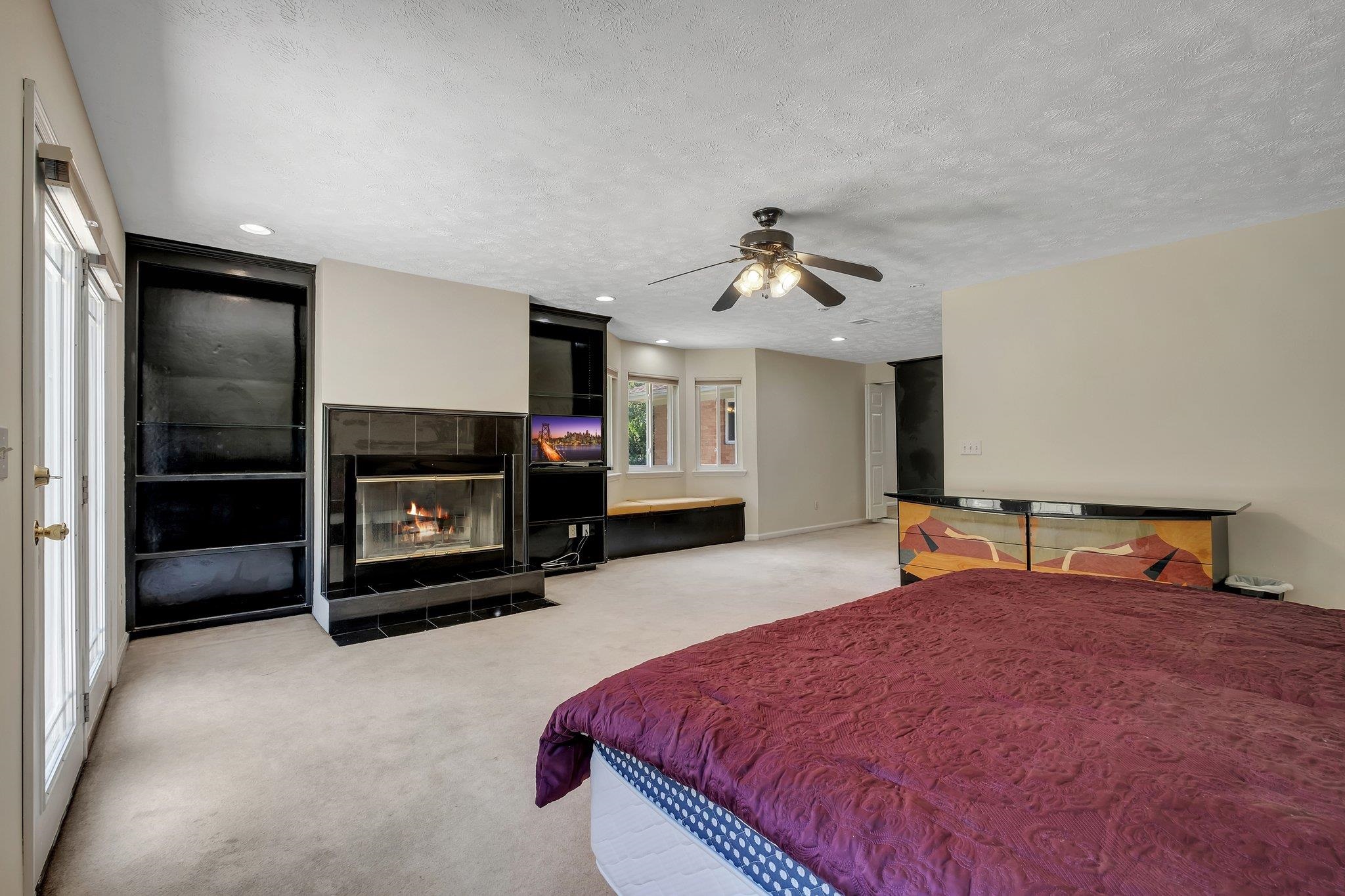 3145 Parkridge Drive