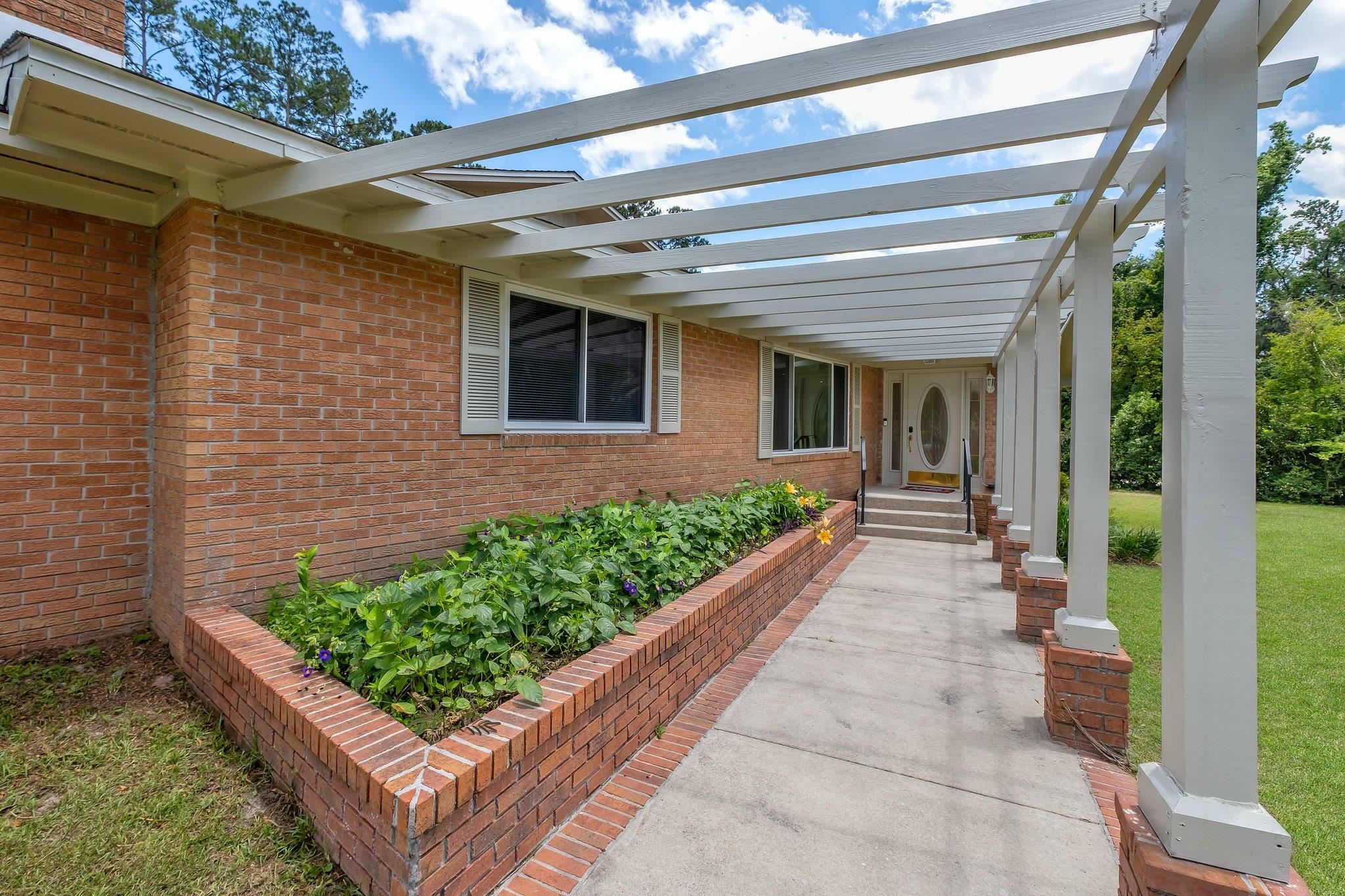 3145 Parkridge Drive