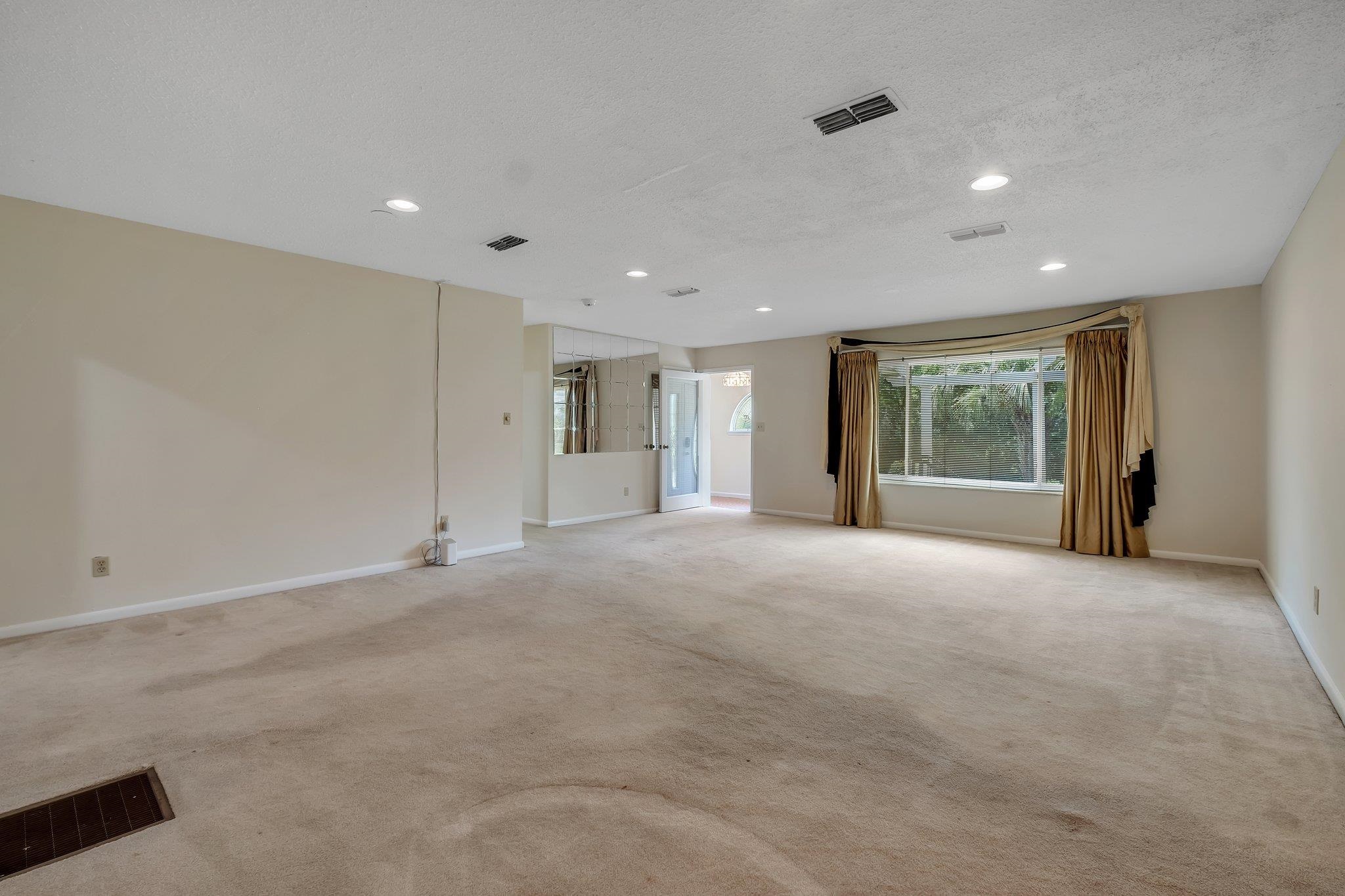 3145 Parkridge Drive