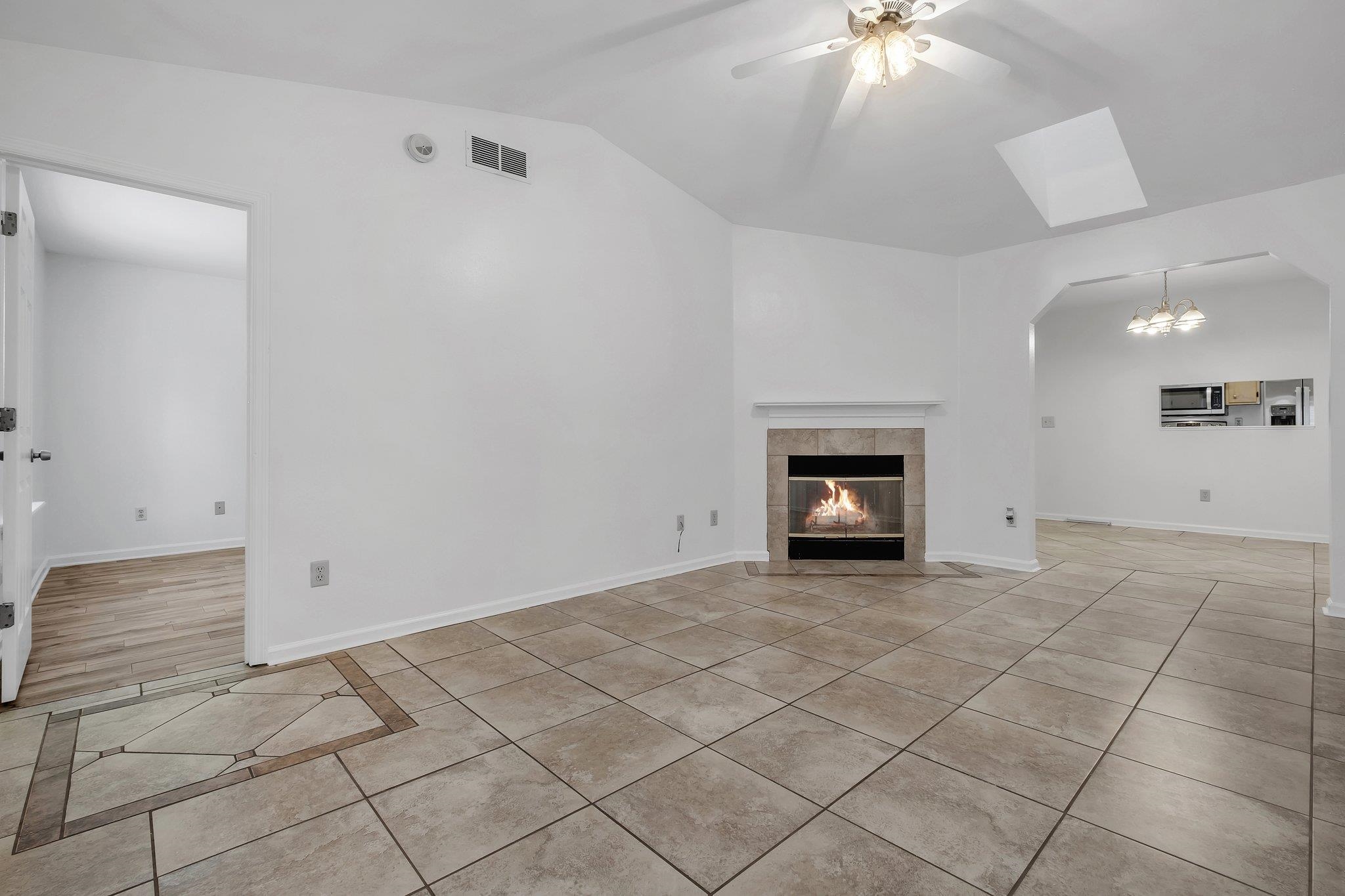 3918 Gaffney Loop Unit: B