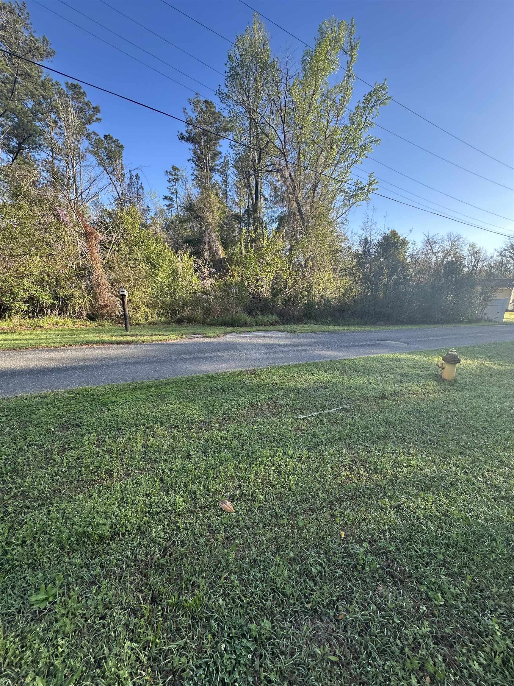 XX Crawfish Road