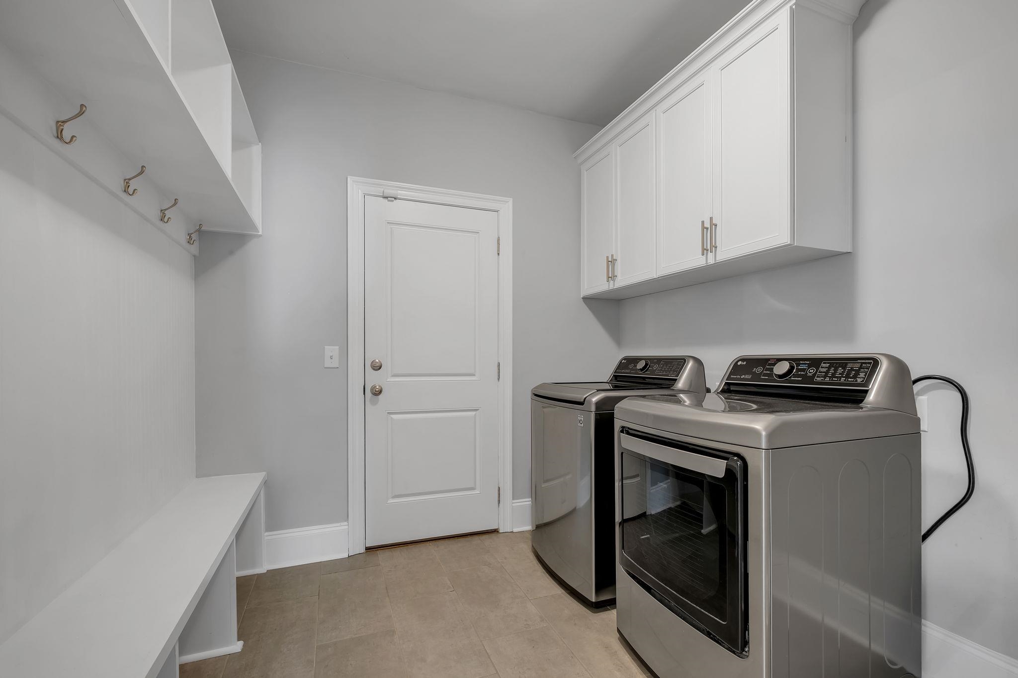 2529 Mount Vernon Lane