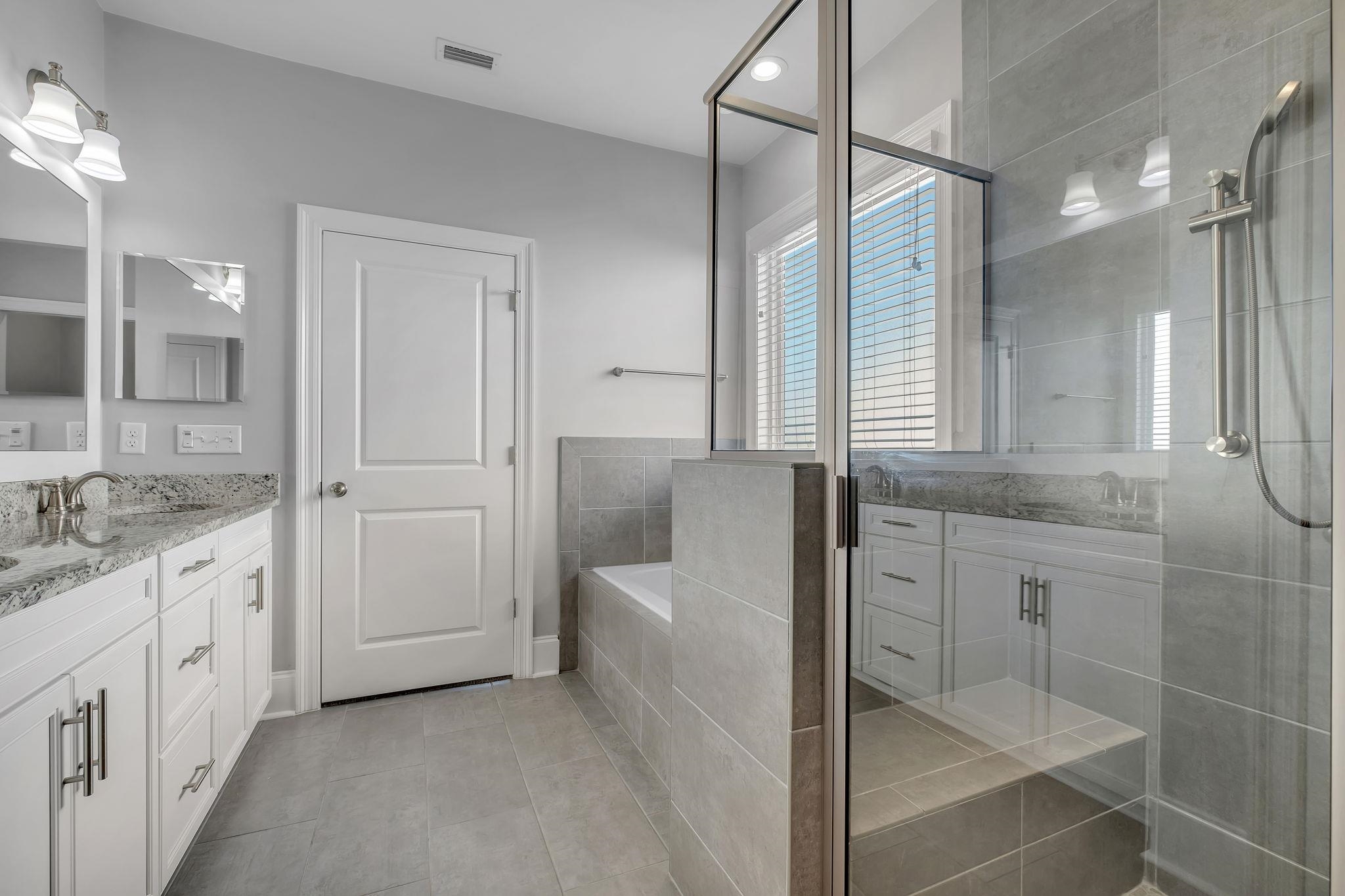 2529 Mount Vernon Lane