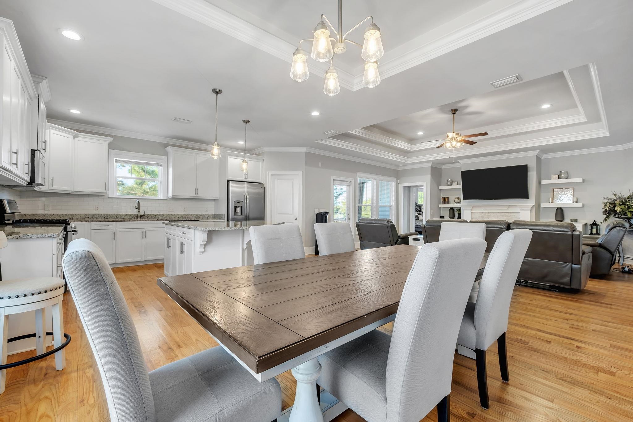 2529 Mount Vernon Lane