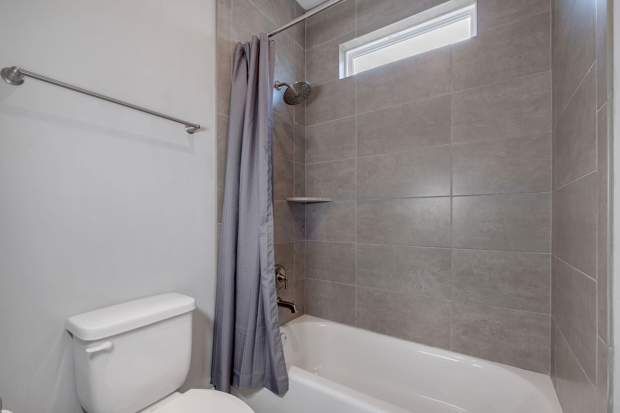 2529 Mount Vernon Lane