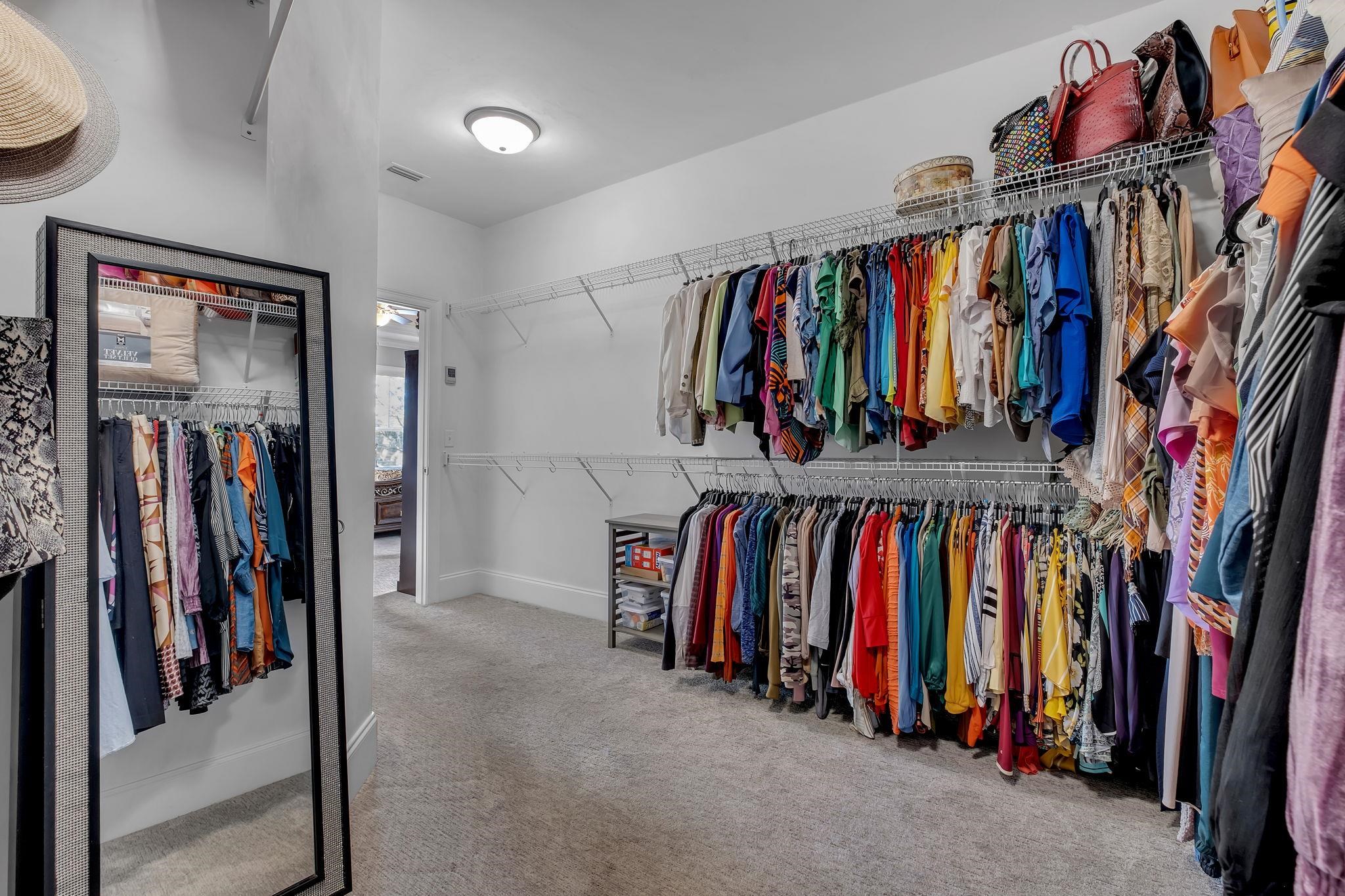 2529 Mount Vernon Lane