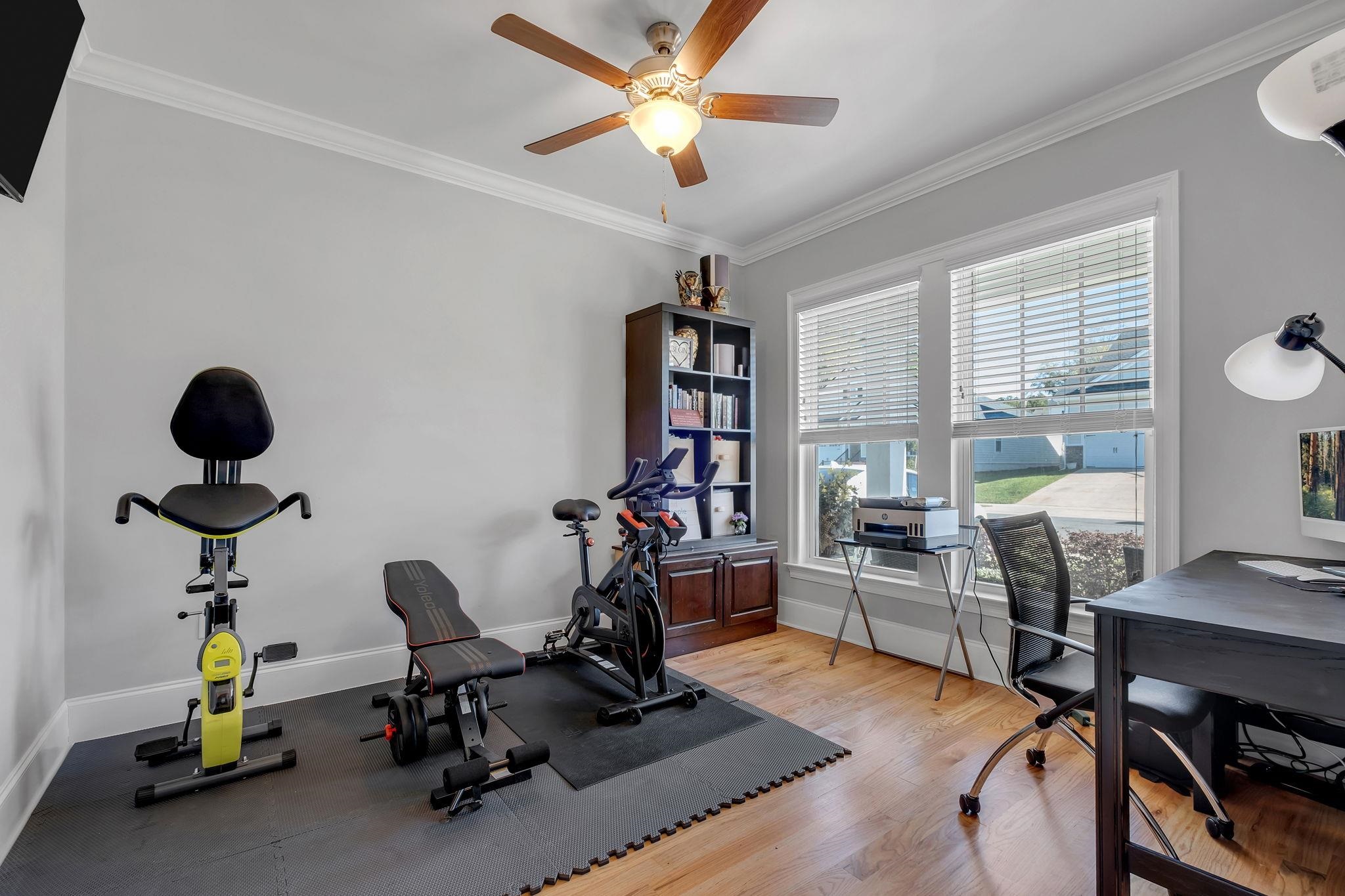 2529 Mount Vernon Lane