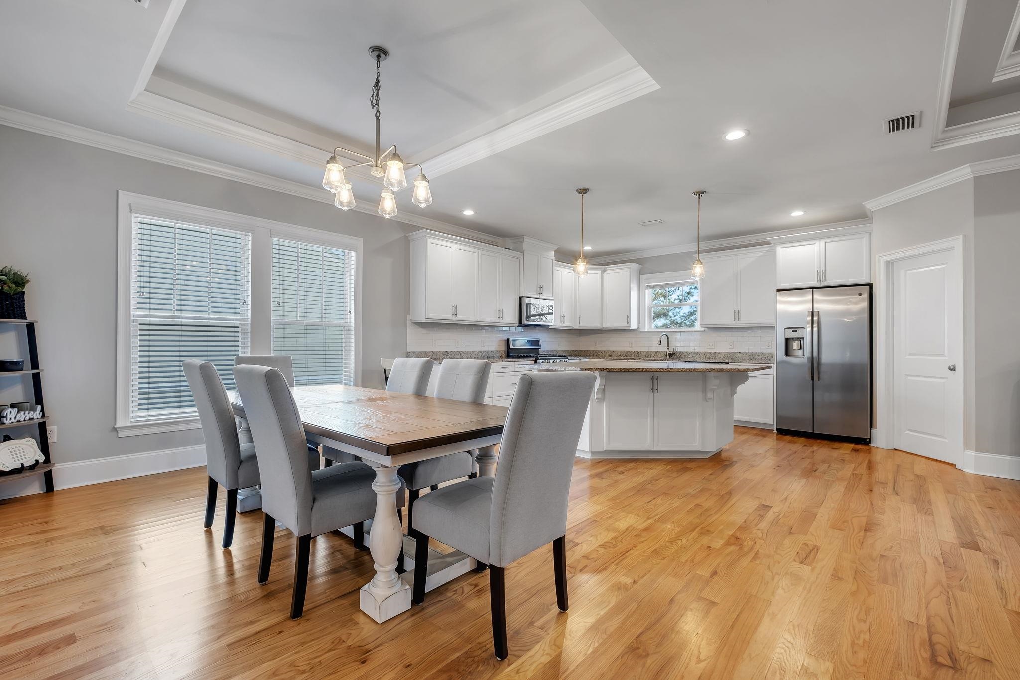 2529 Mount Vernon Lane