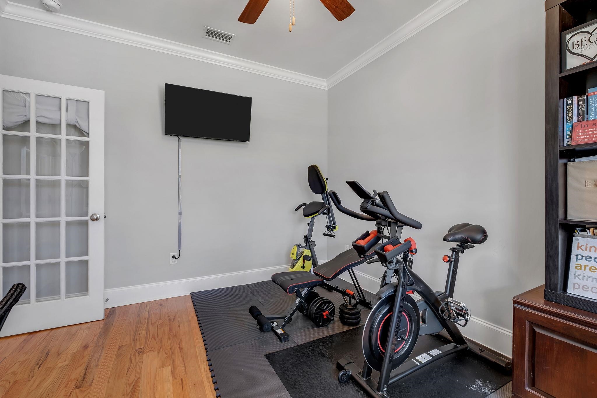 2529 Mount Vernon Lane