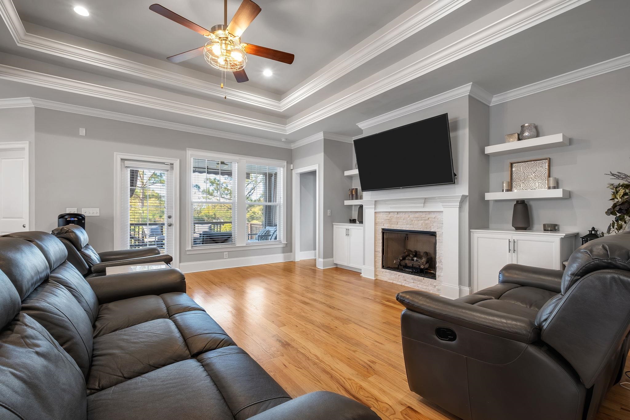 2529 Mount Vernon Lane