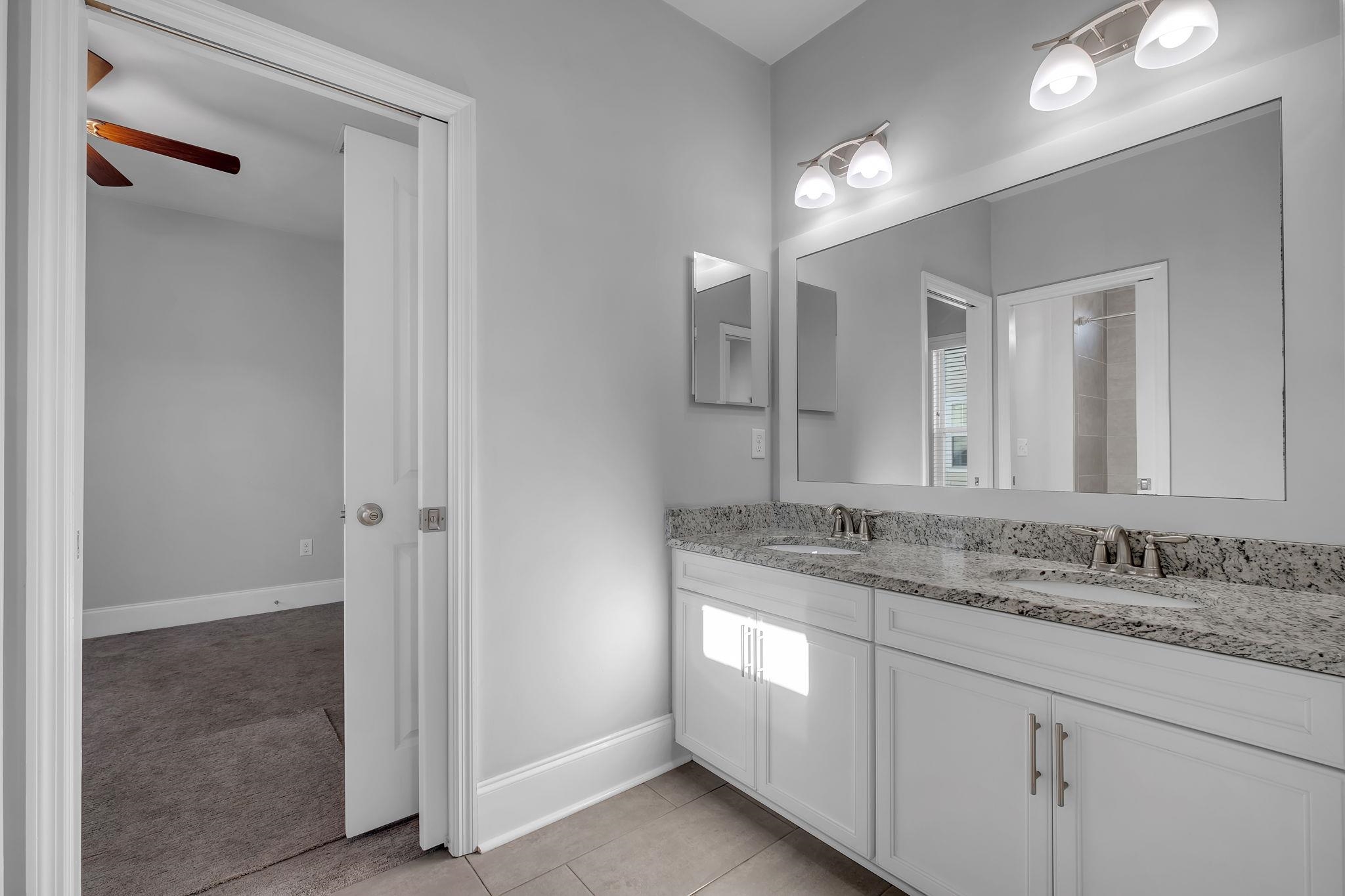 2529 Mount Vernon Lane