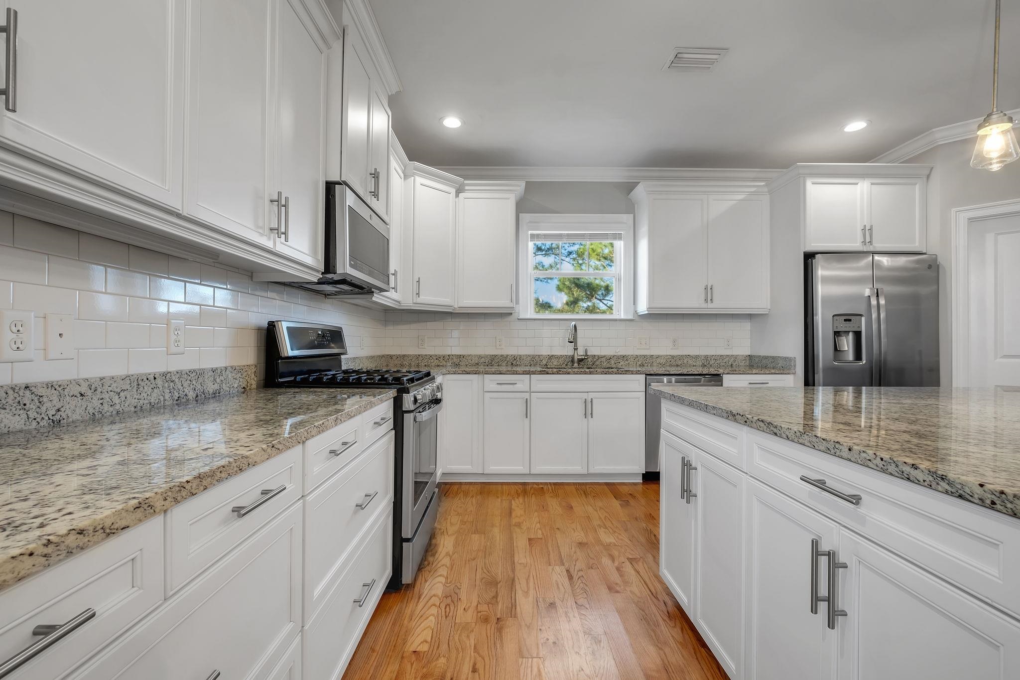 2529 Mount Vernon Lane