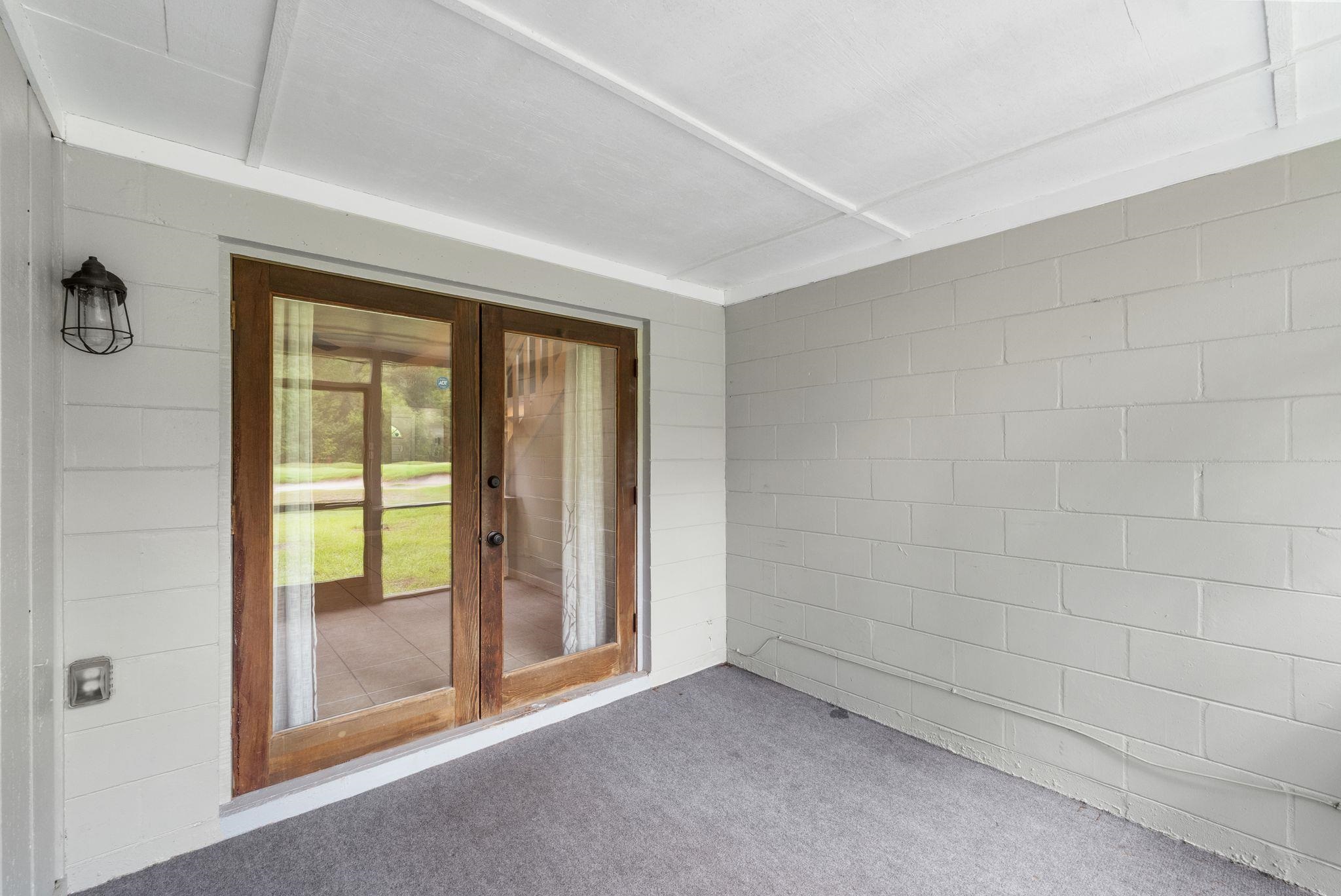 4105 NE 17th Terrace