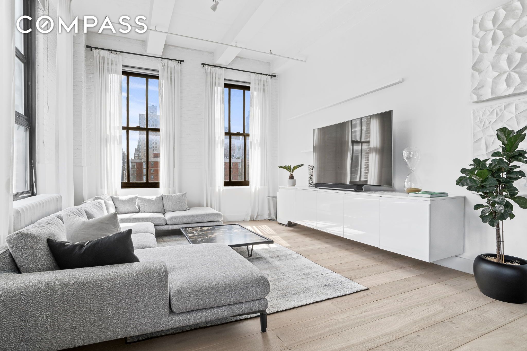 448 W 37th Street 8C
