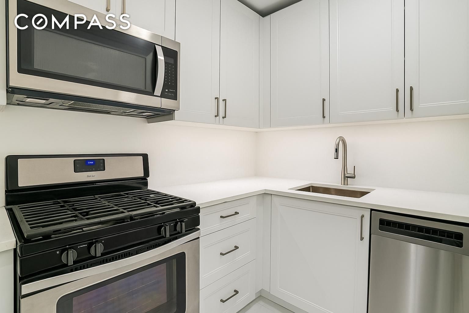 301 E 69th Street 3M