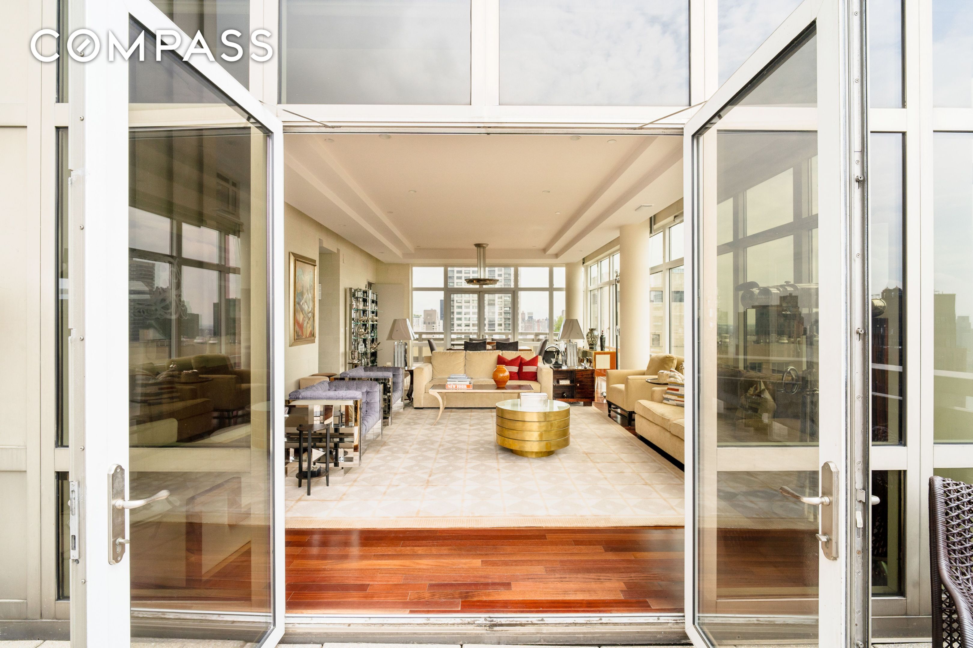 300 E 55th Street PH1C