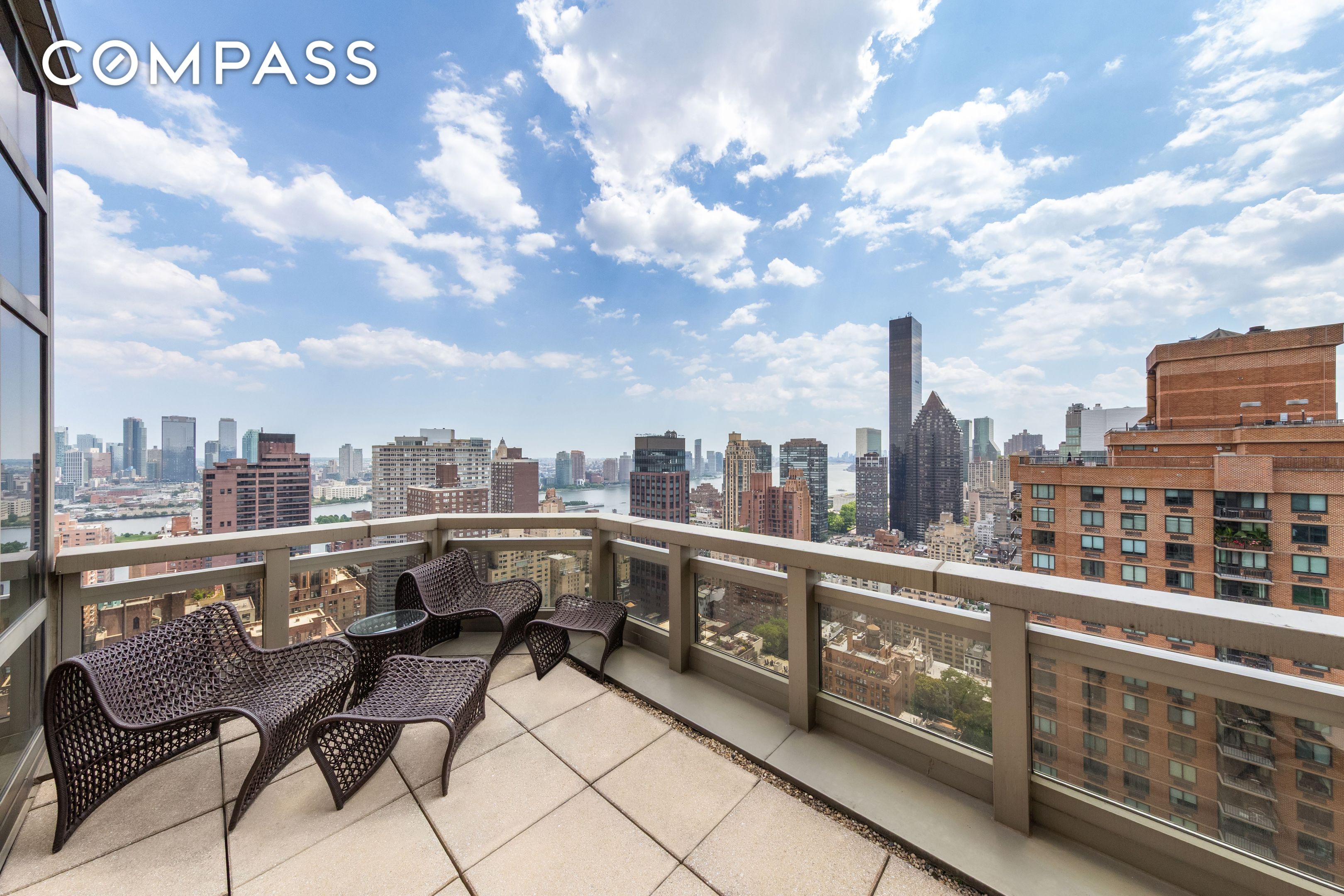 300 E 55th Street PH1C