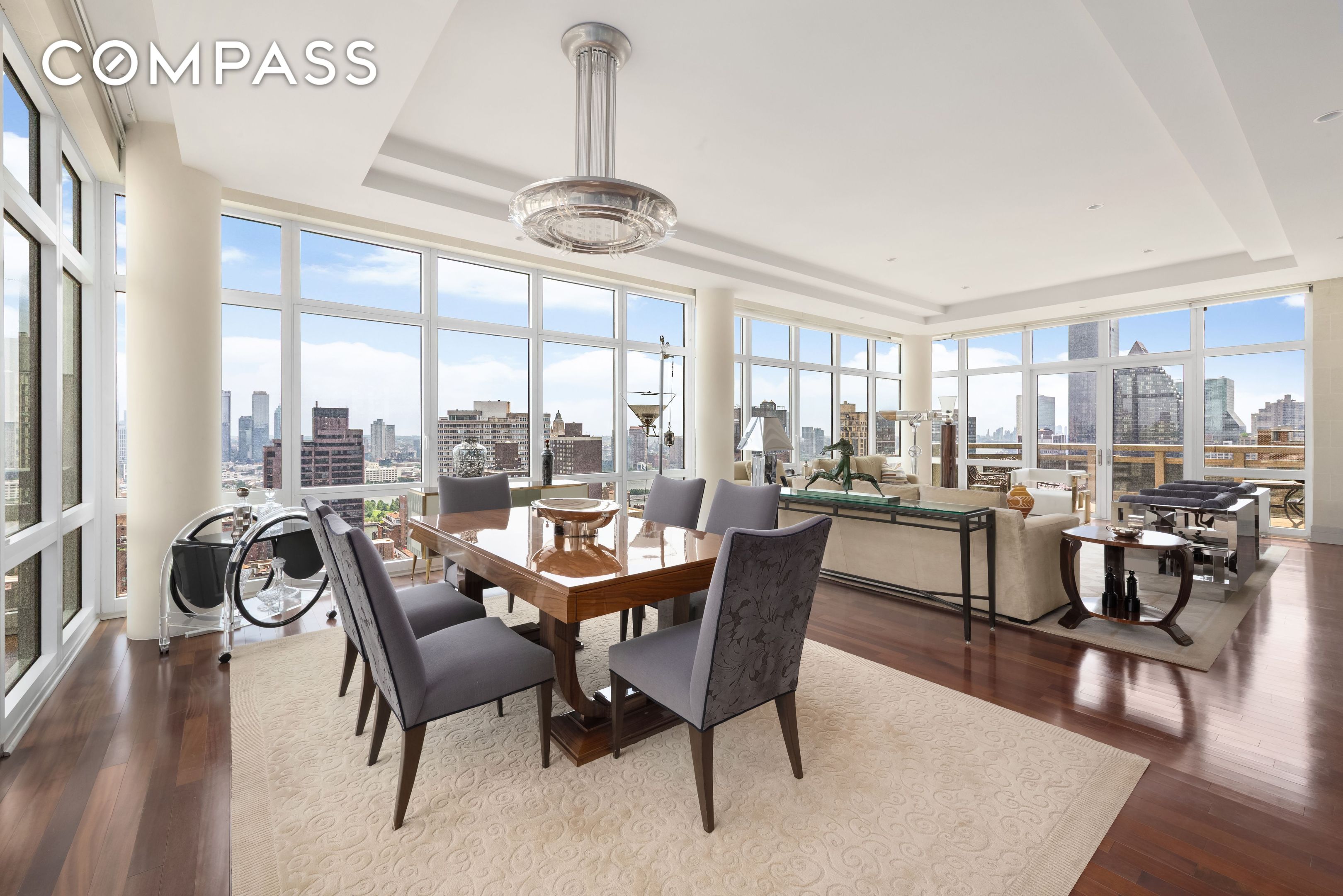 300 E 55th Street PH1C