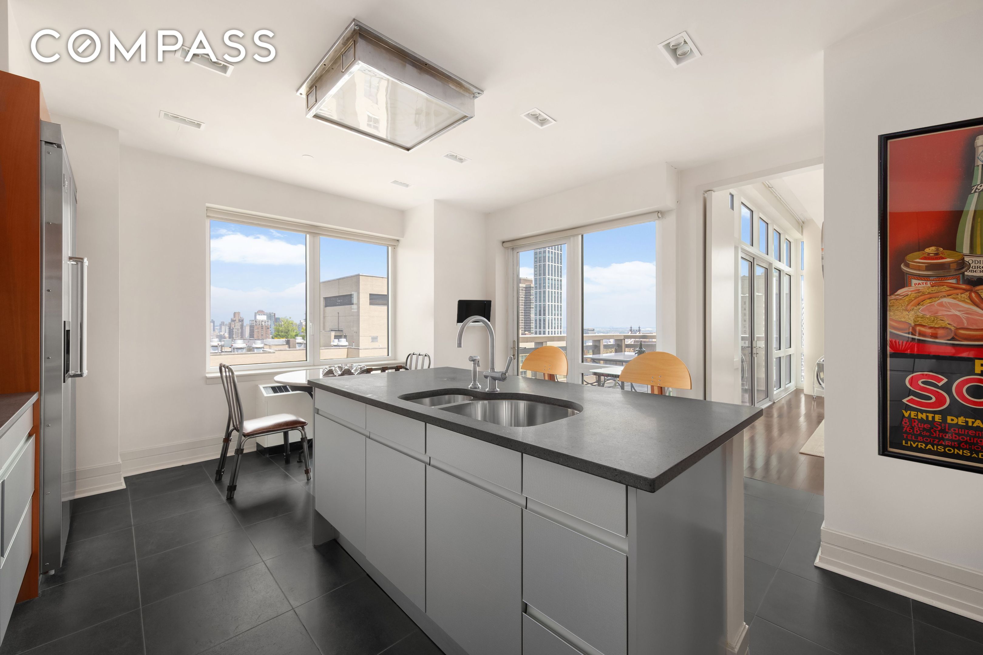 300 E 55th Street PH1C