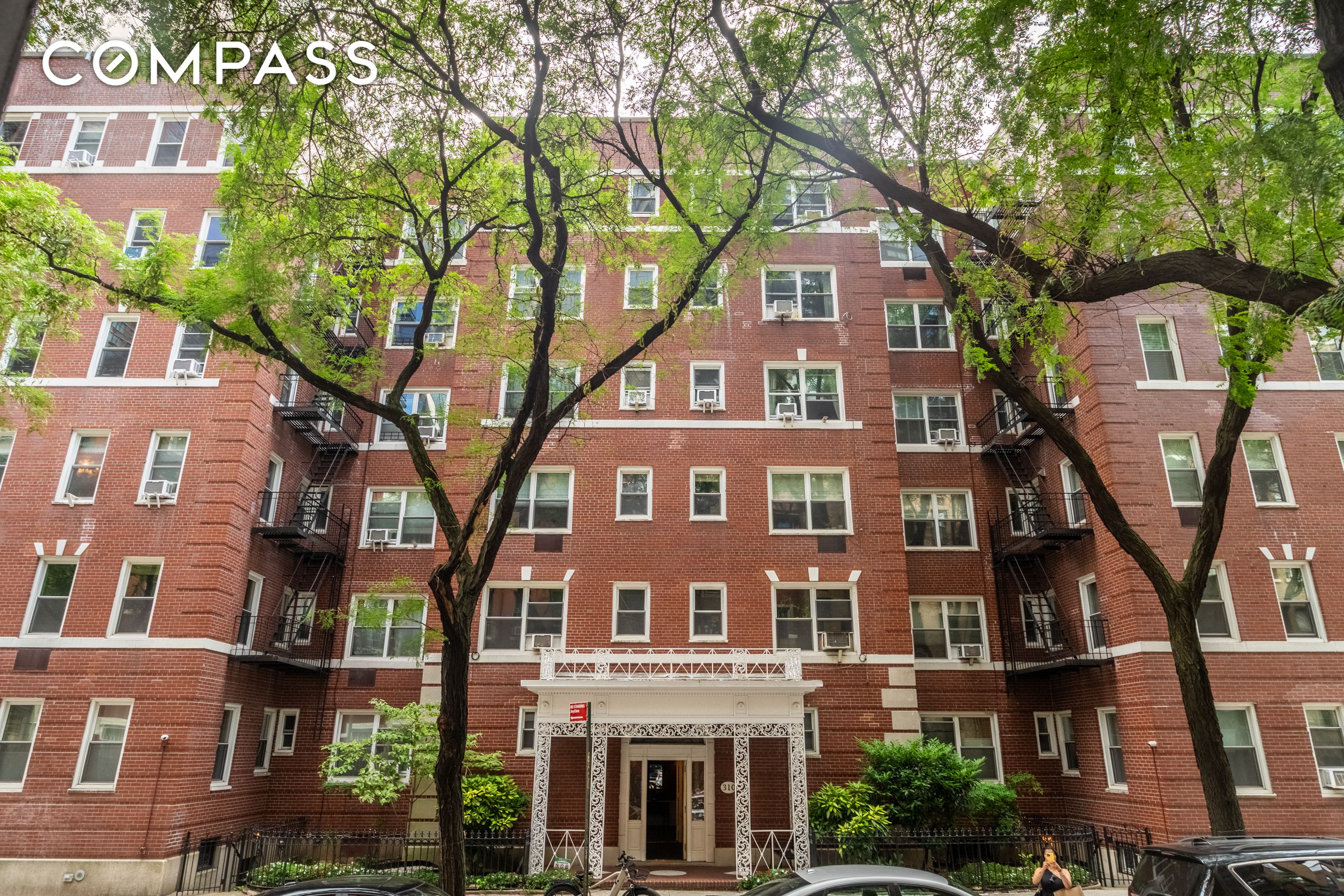 310 W 55th Street 4K