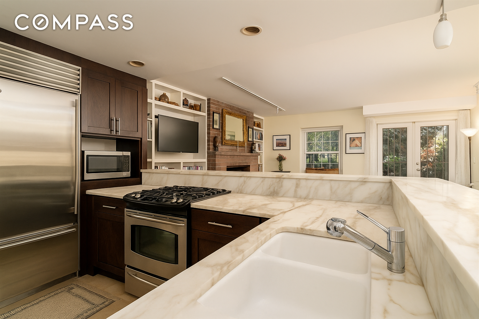 432 E 85th Street 1R